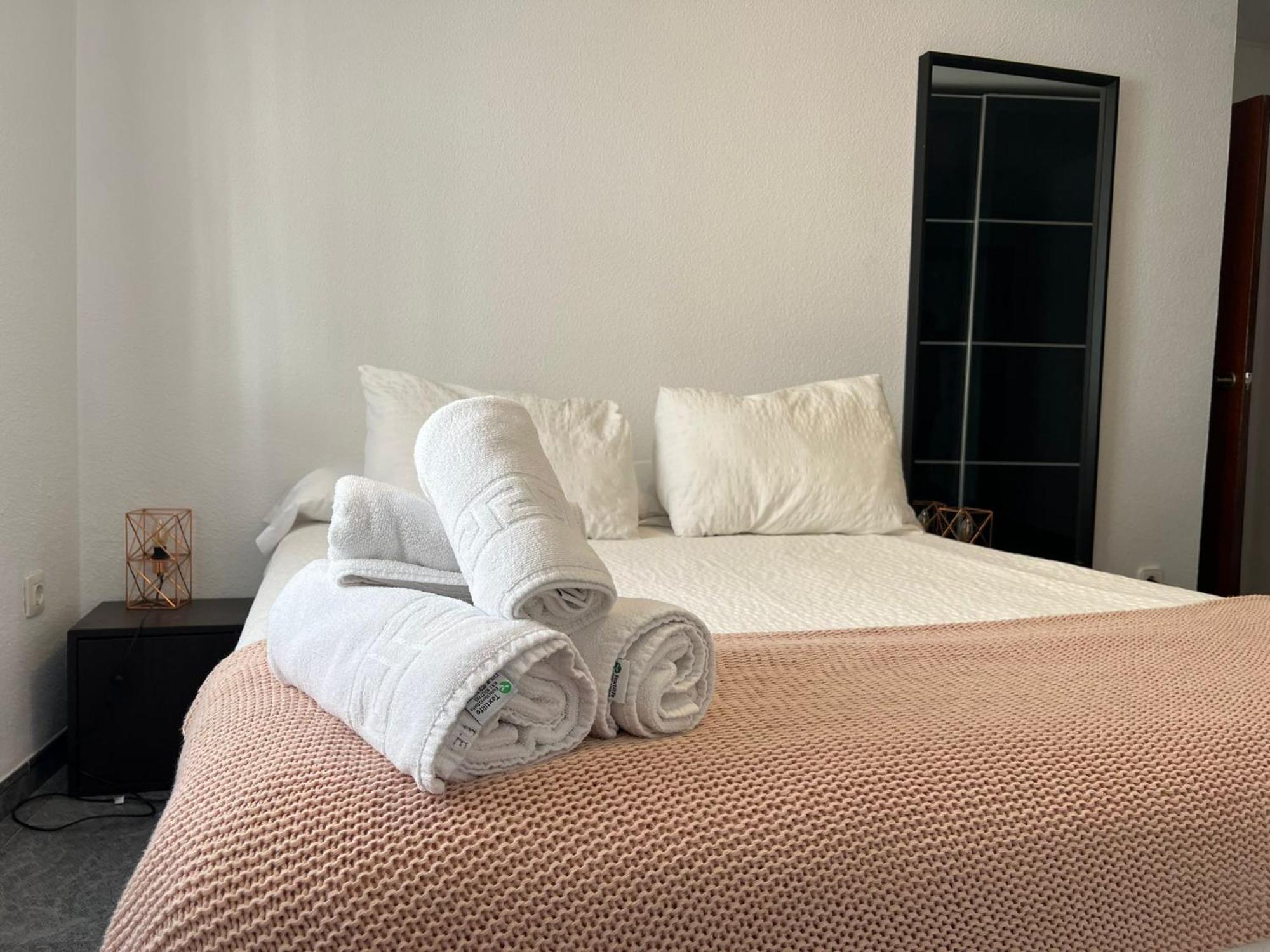 Appartamento Apartamento Los Califas A 100M De La Catedral Cordova Esterno foto