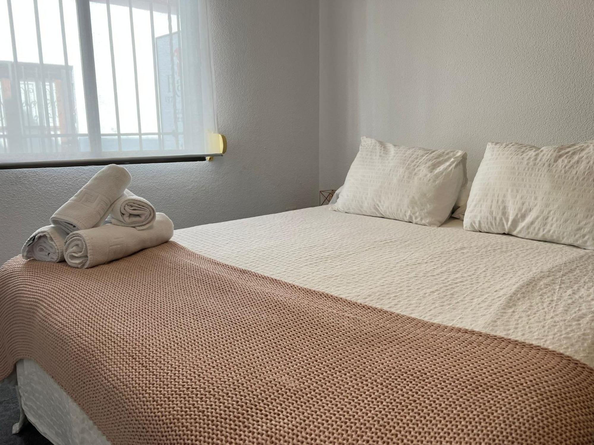 Appartamento Apartamento Los Califas A 100M De La Catedral Cordova Esterno foto